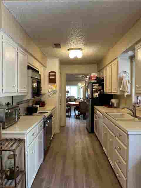 🏡 Fully furnished Shared Room