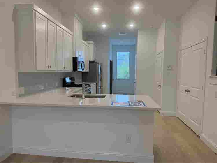 Room for share - Grand Prairie, TX