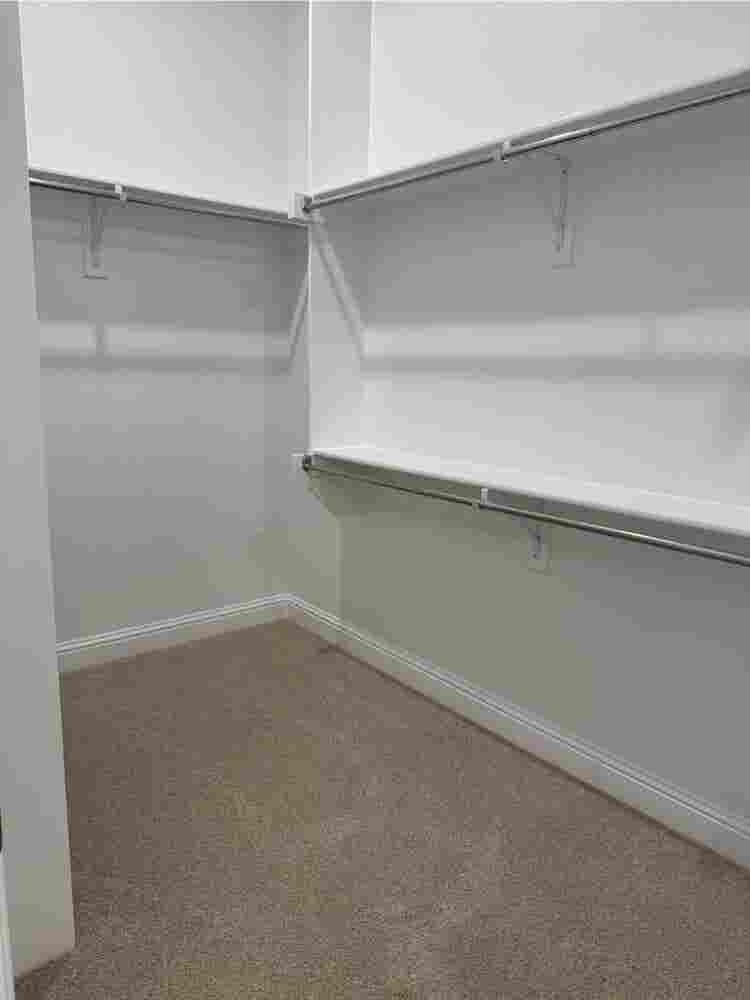 Room for share - Grand Prairie, TX