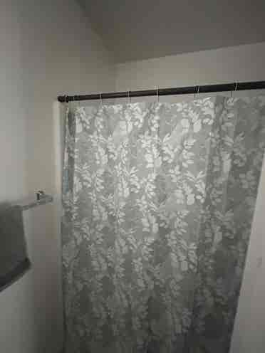 Room for Rent in Nice Neighborhood