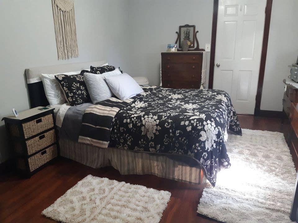 Clean quiet and comfy ROOM for rent
