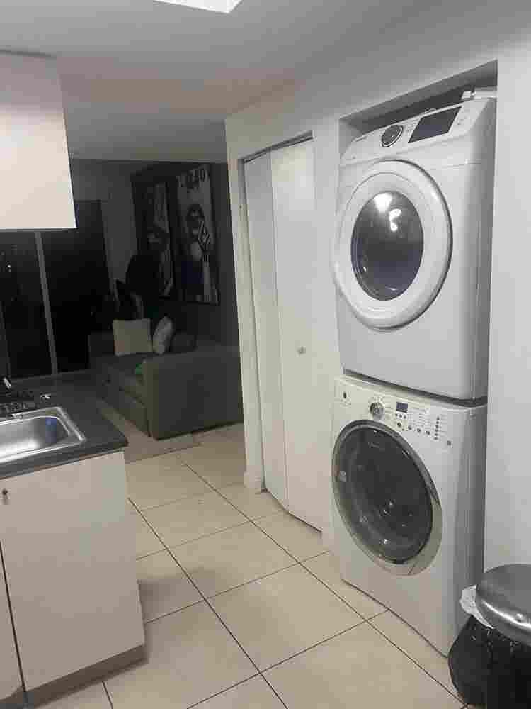 2 HABITACIONES DISPONIBLES!!!!!!