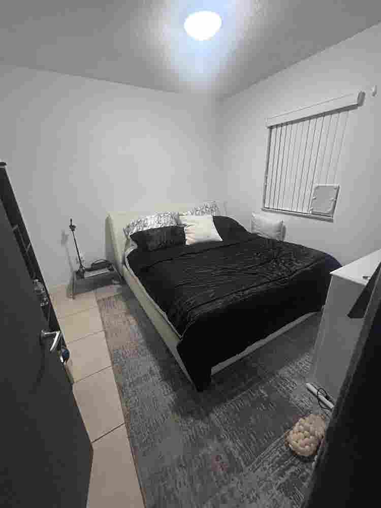 2 HABITACIONES DISPONIBLES!!!!!!