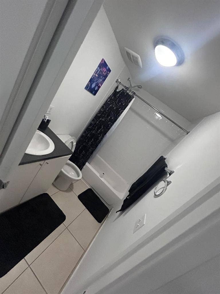 2 HABITACIONES DISPONIBLES!!!!!!