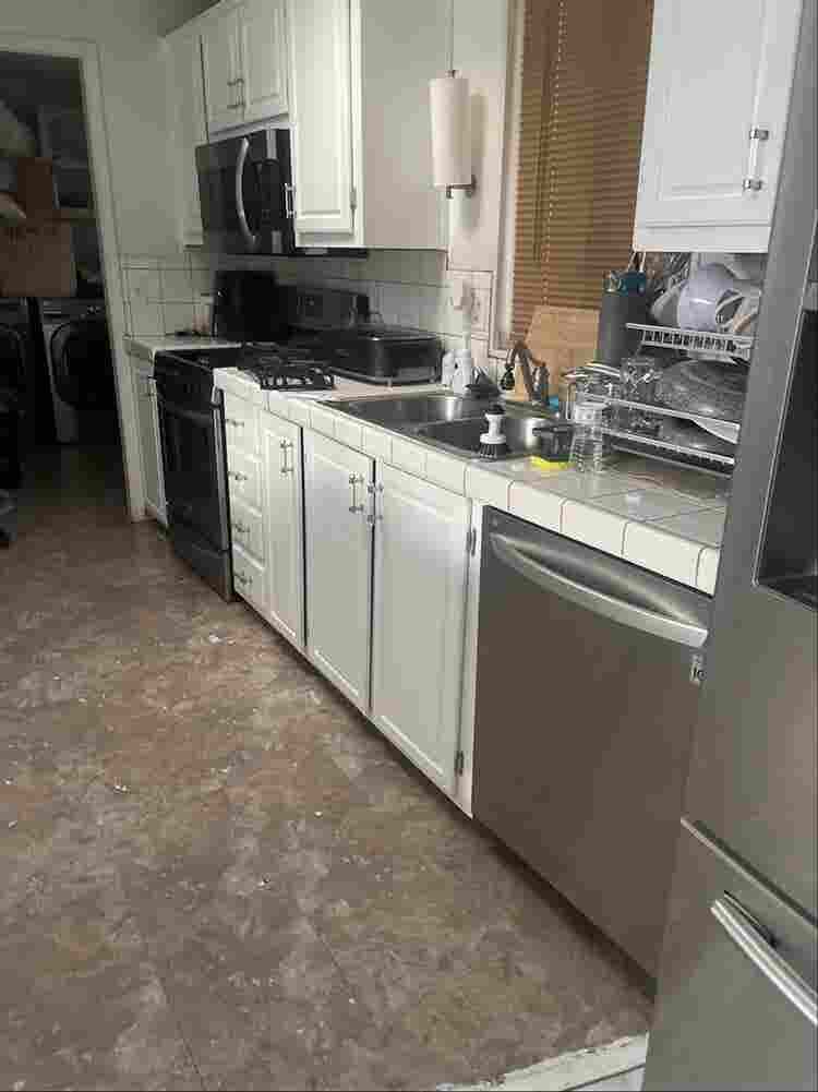 Furnished 
Spare Room Temporary Stay