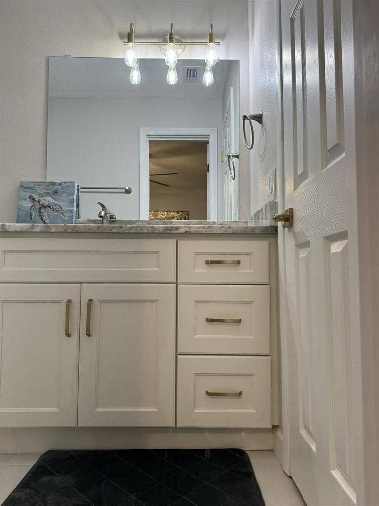 Room for rent furnished