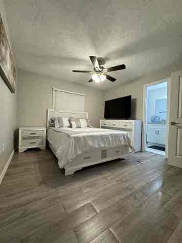 Room for rent furnished