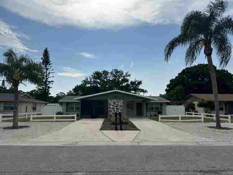 Room for rent furnished