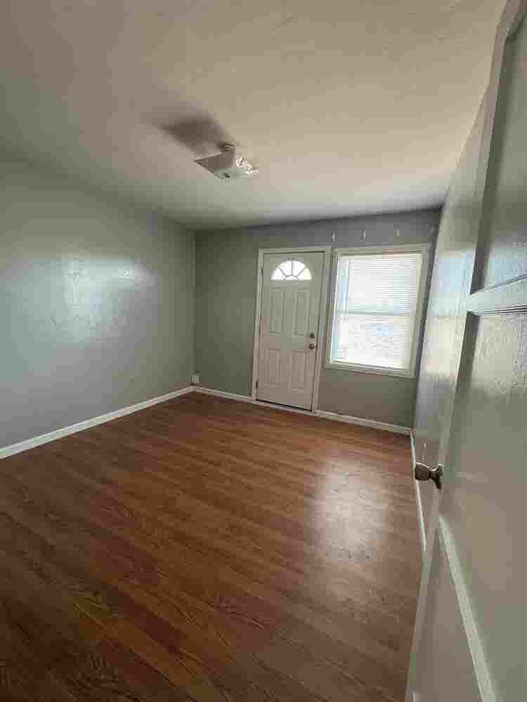 Newly Remodeled & Utilities Incl’d