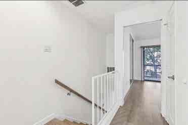 Condo with private bathroom for ren