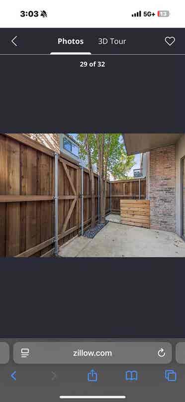 Condo with private bathroom for ren