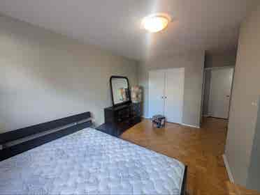 Spacious 2-Bedroom Apartment