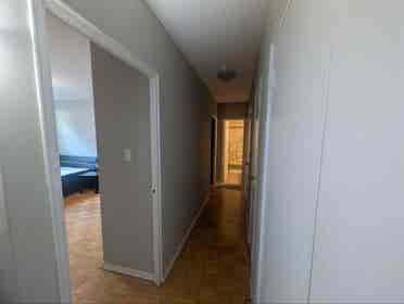 Spacious 2-Bedroom Apartment
