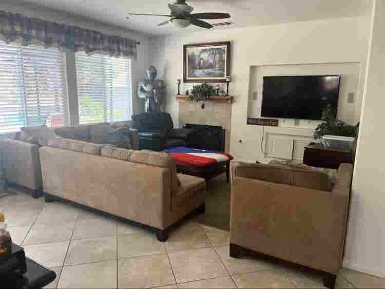 San Marcos room for rent!
