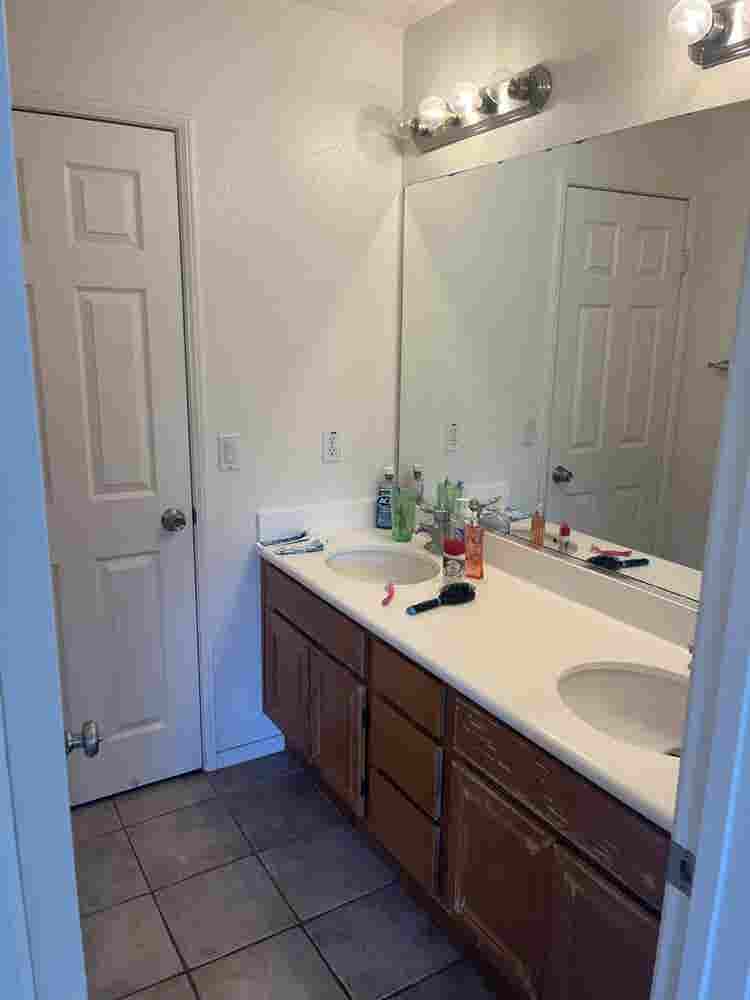 San Marcos room for rent!