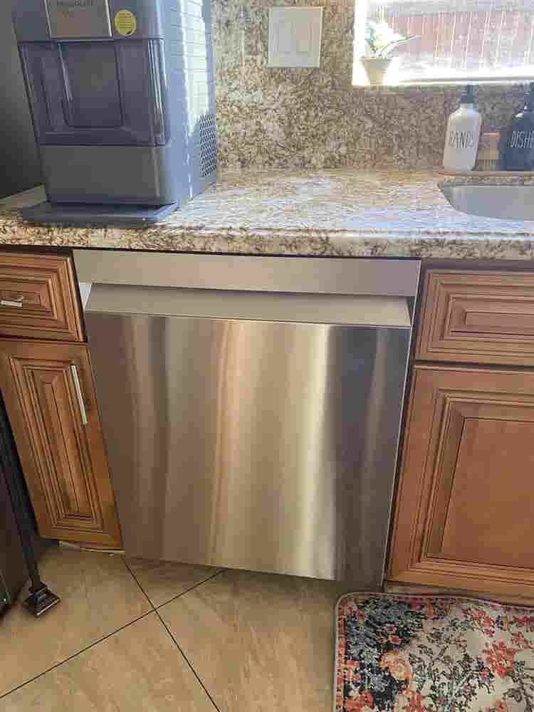 Furnished Room 4 Rent in Hemet, CA