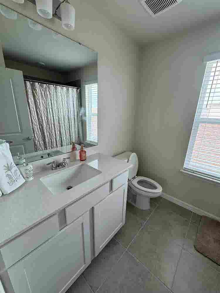 Room in Davenport, FL Female Only