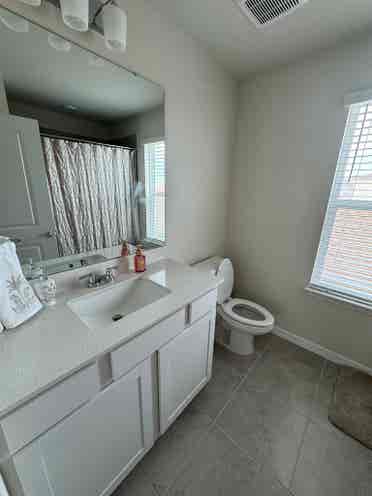 Room in Davenport, FL Female Only