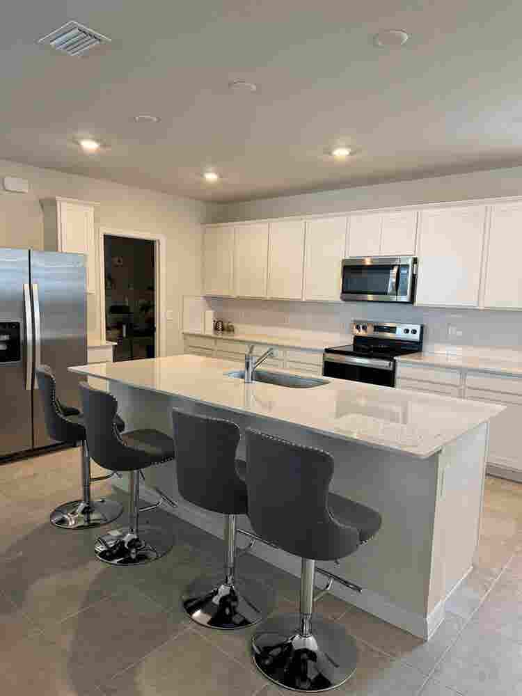 Room in Davenport, FL Female Only