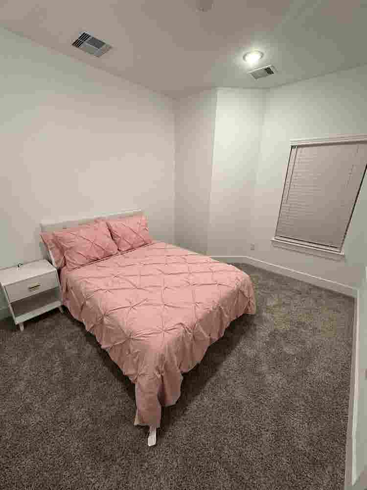 Rooms for rent