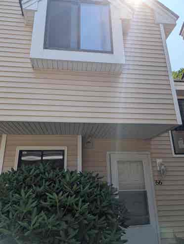 Room for rent in quiet neighborhood