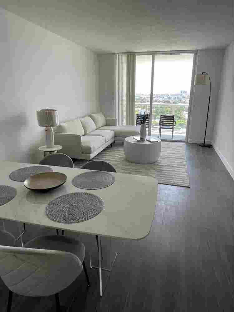 Live in Brickell, Beautiful Master.