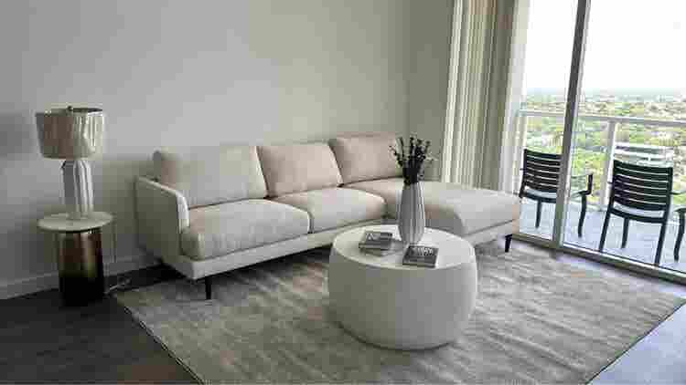 Live in Brickell, Beautiful Master.