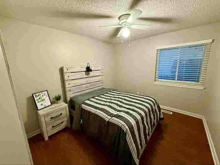 Furnished room near military bases