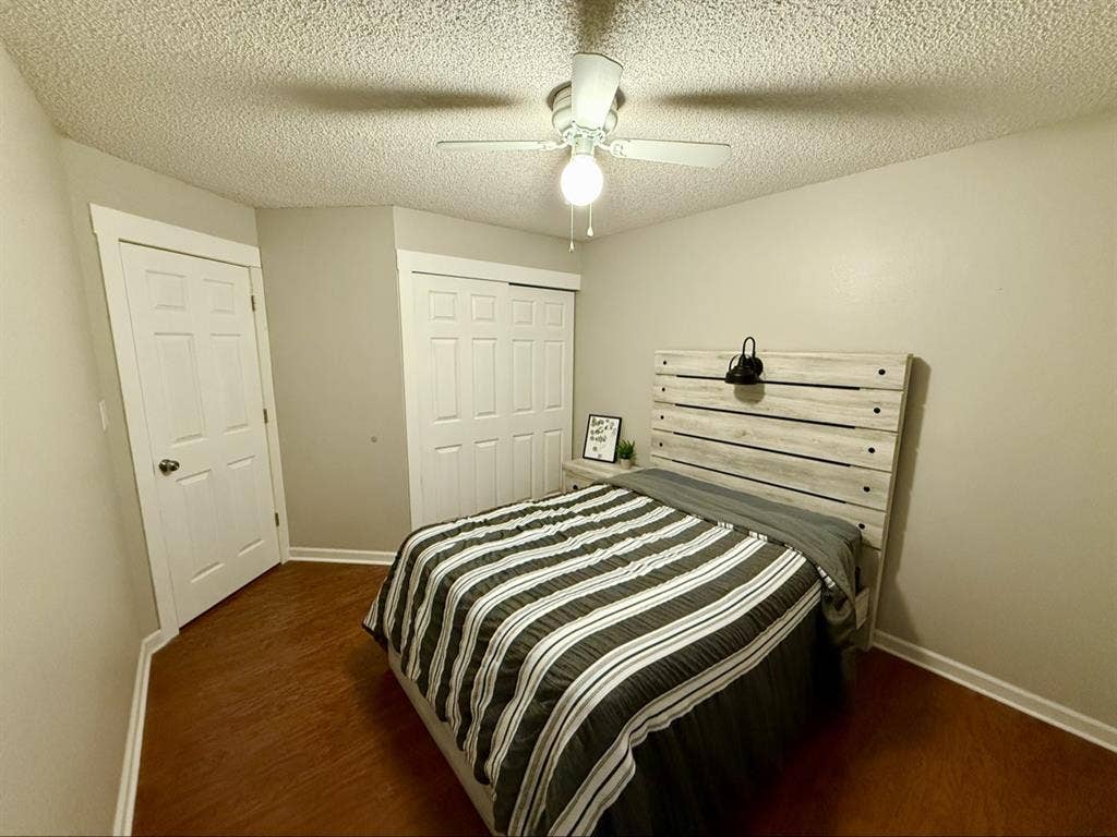 Furnished room near military bases