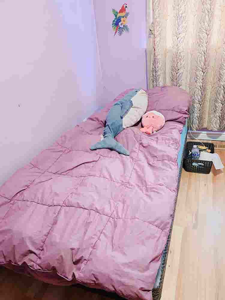 Room available for girls