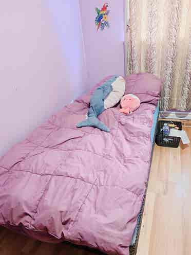 Room available for girls