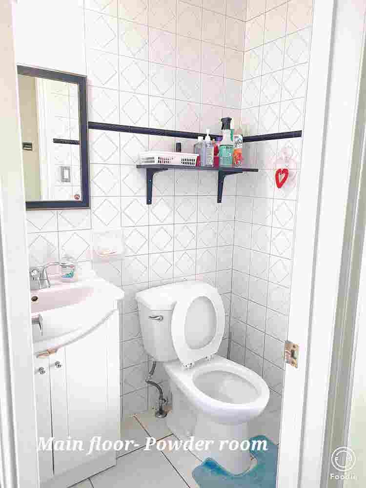 Room available for girls