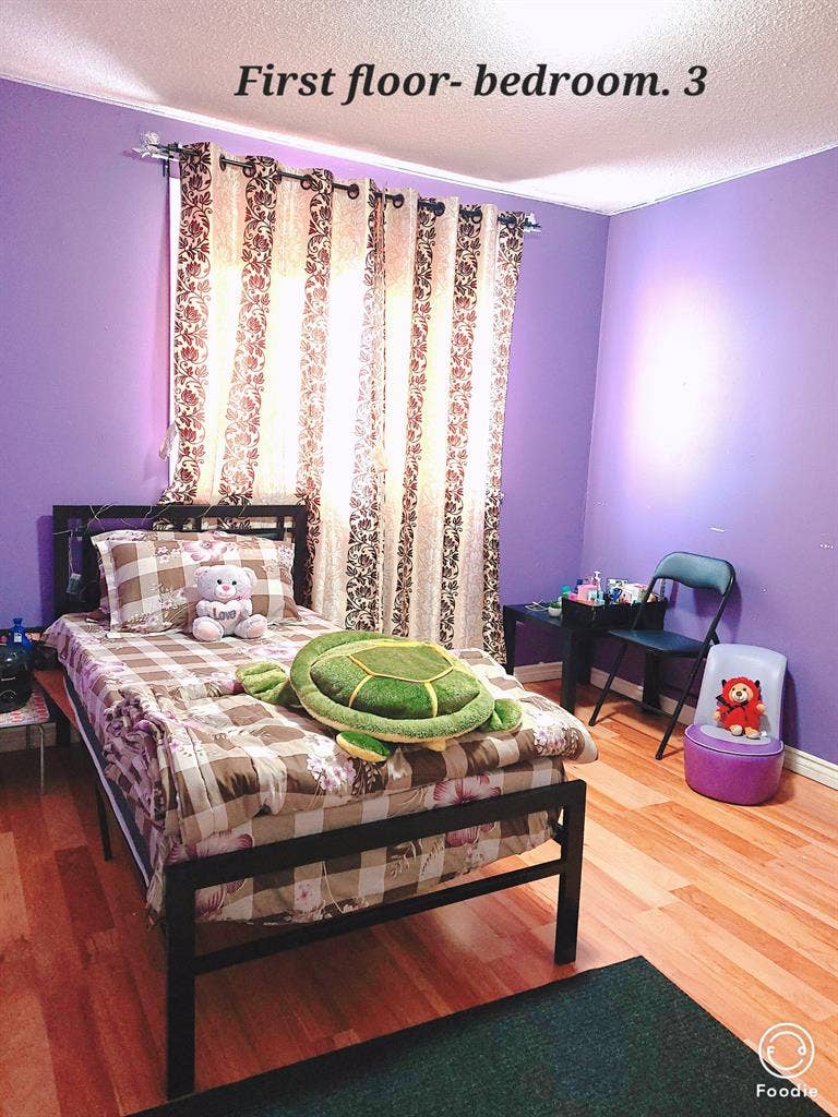 Room available for girls