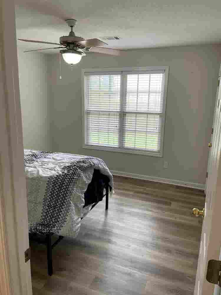 Find Roommate in Newnan