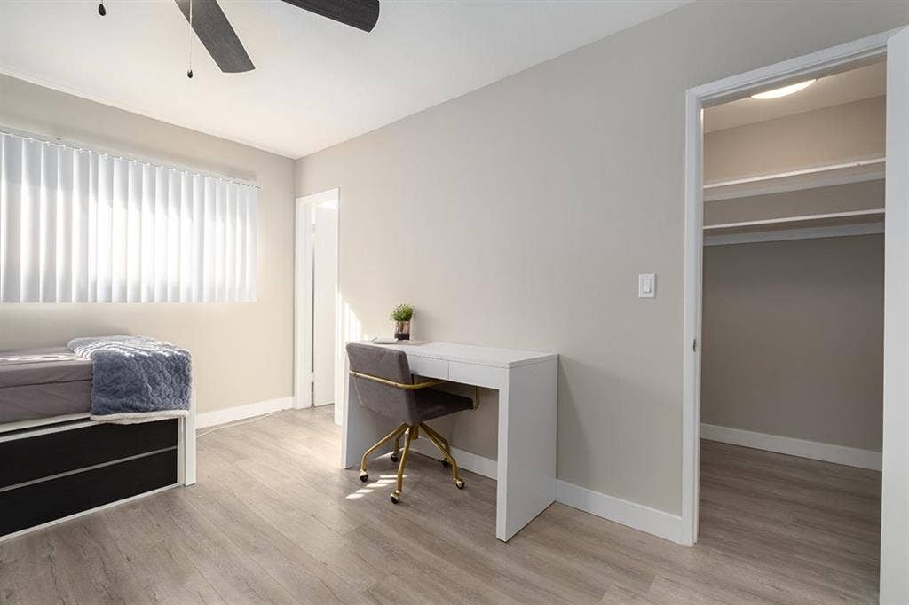 Female Shared Room (Students)