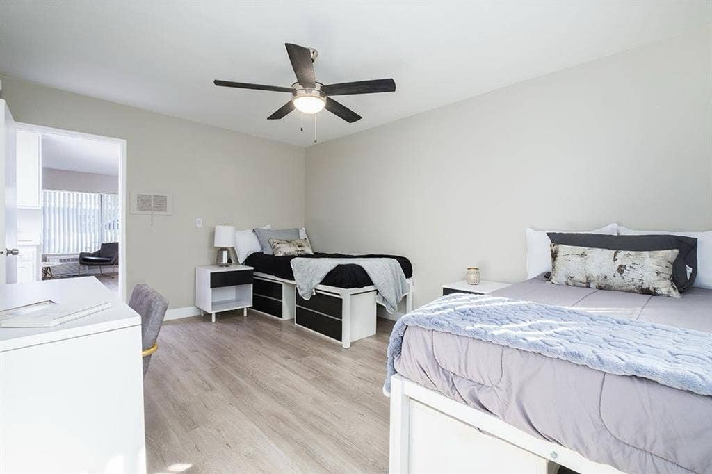Female Shared Room (Students)