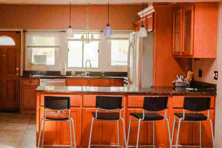 Cozy Room in Norwood Park 
for Rent