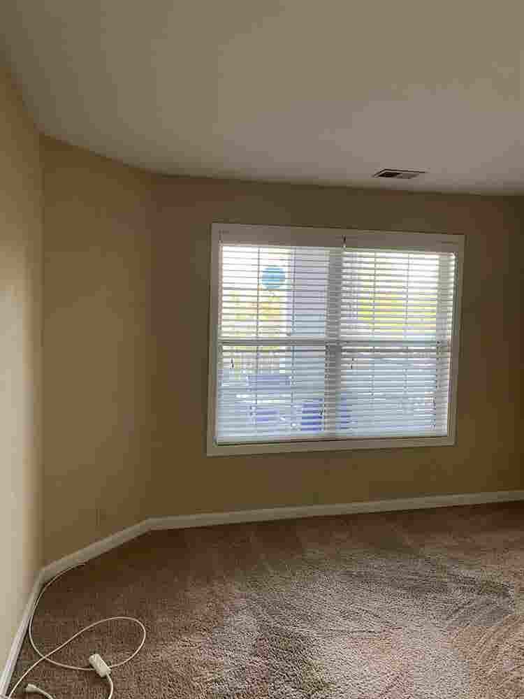 Room available in 2 Bed. Lux Apt.