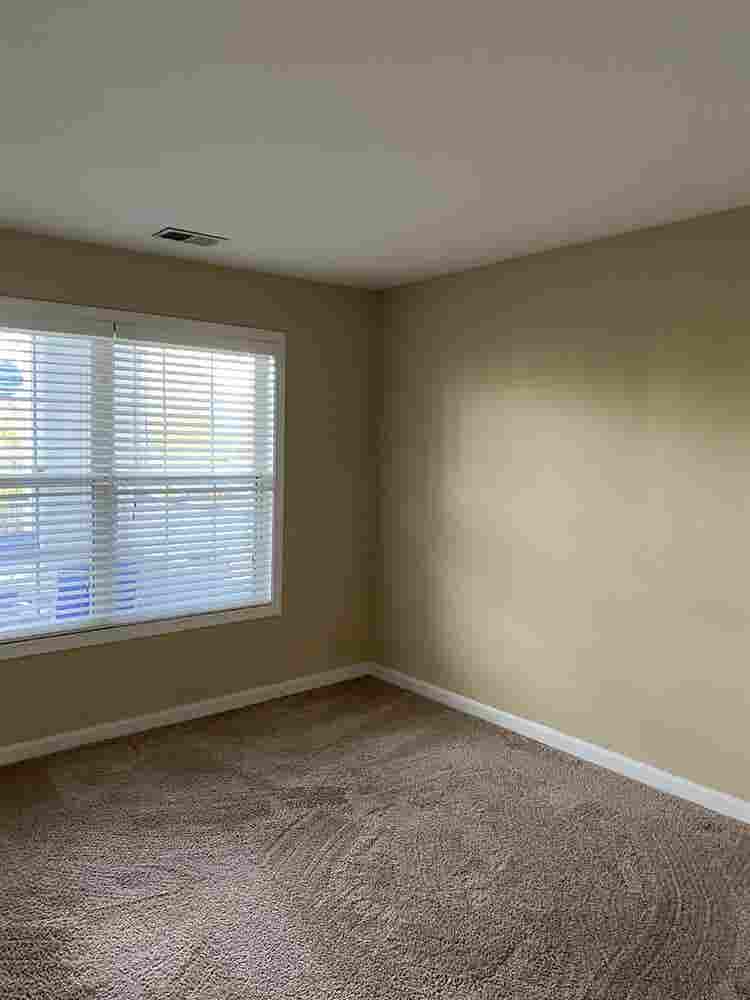 Room available in 2 Bed. Lux Apt.