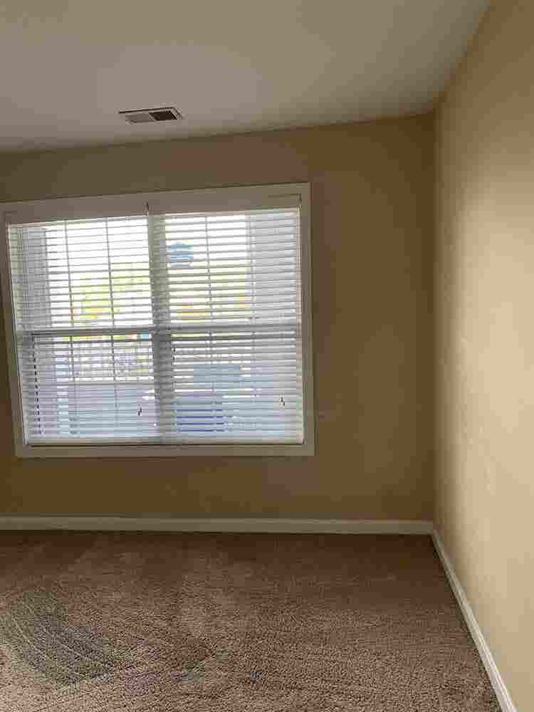 Room available in 2 Bed. Lux Apt.