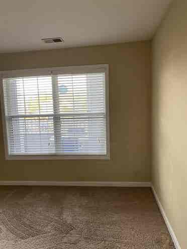 Room available in 2 Bed. Lux Apt.