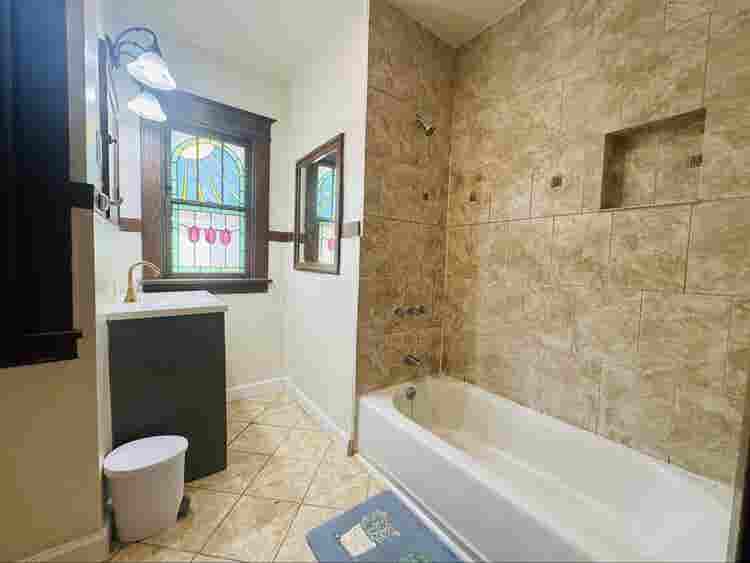 Furnished room in South Saint Louis