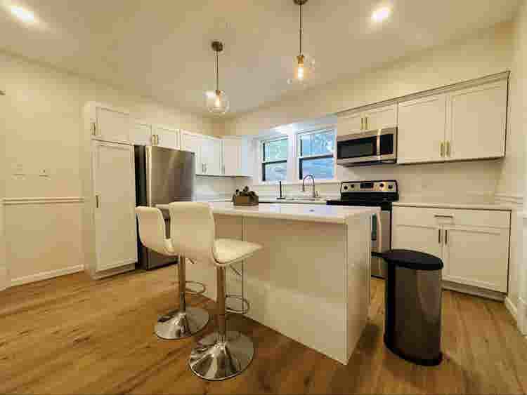 Furnished room in South Saint Louis