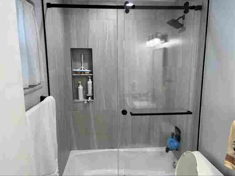 Large master with en-suite