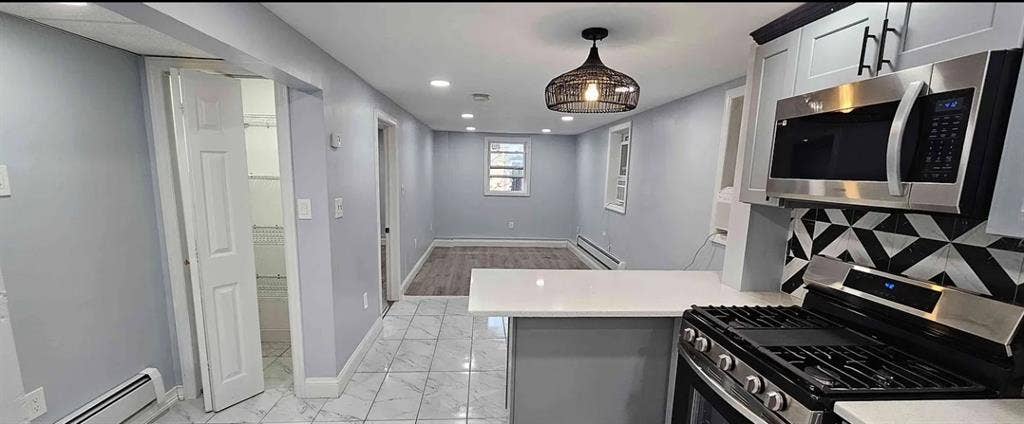 HOUSE FOR RENT