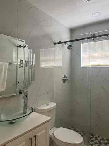 Looking for a roommate