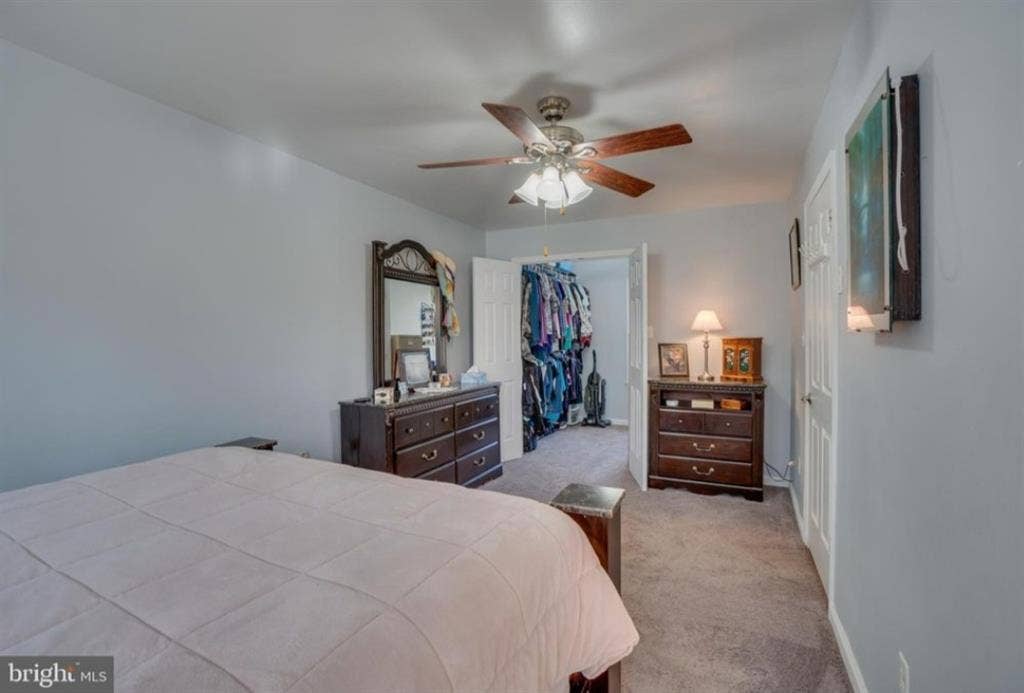 Master Bedroom for rent