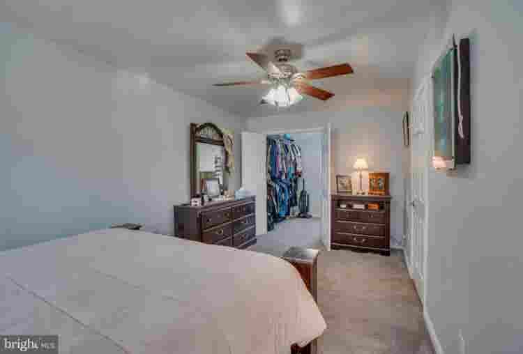 Master Bedroom for rent