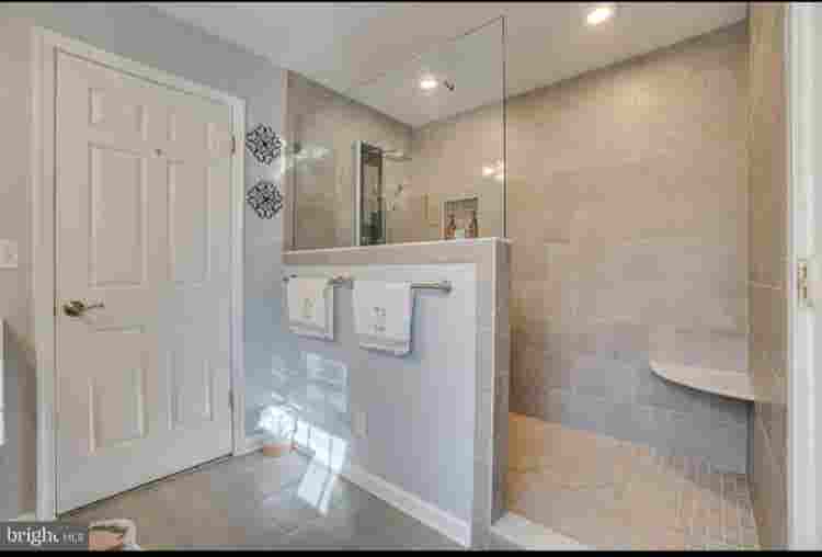 Master Bedroom for rent