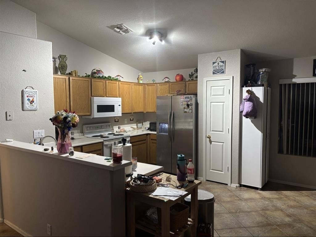 Room available to move in today